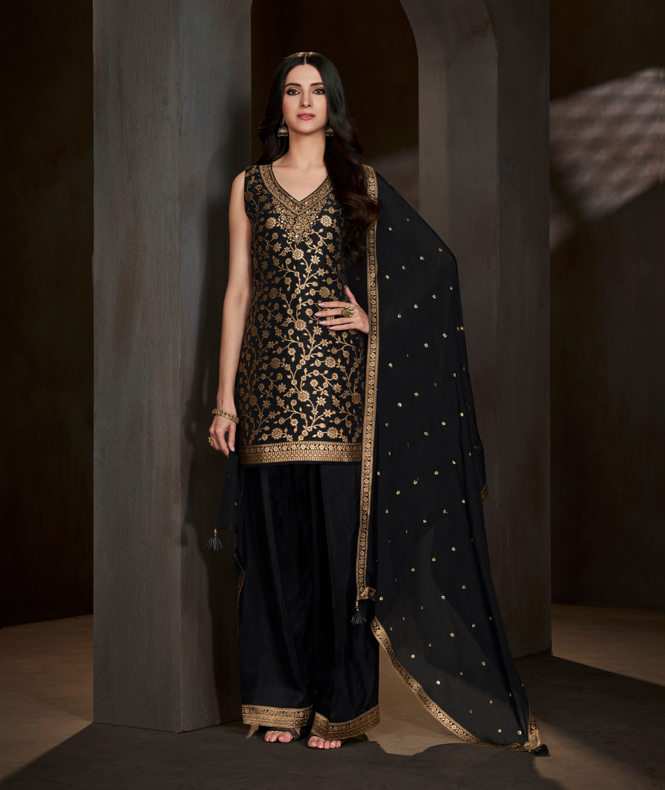 Heritage Charcoal Linen Kurthi set